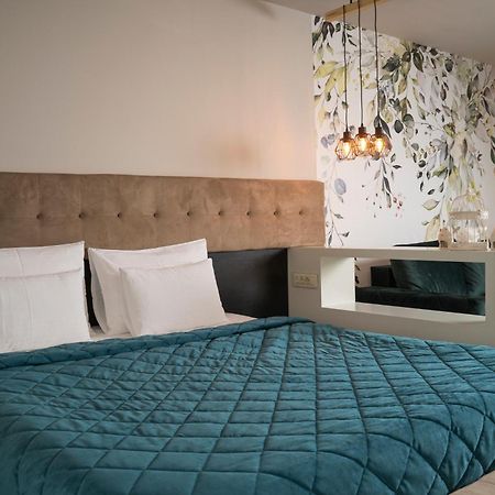 Akacija Luxury Suites Beograd Rom bilde